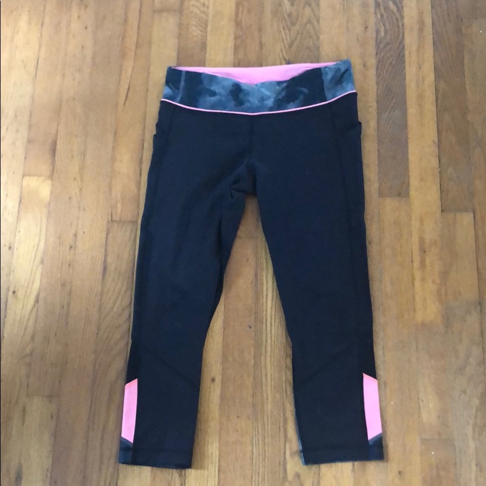 Lululemon pace rival crop